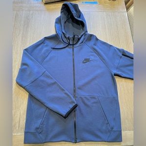Nike Performance Hoodie NWOT